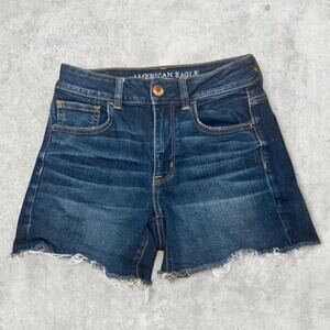 Chic dark blue jean shorts